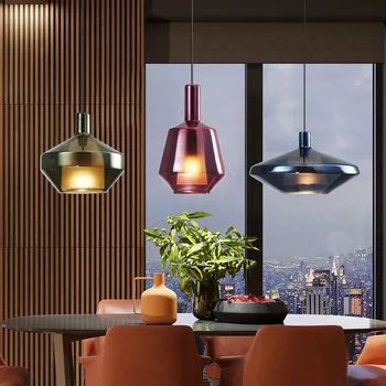 Iskandinav lüks Postmodern yaratıcı Avize tasarımcı restoran Bar asılı ışıklar modeli odası dekoratif Cam Kolye lamba