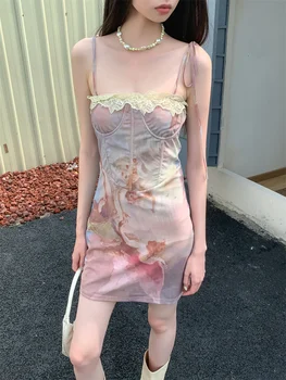 Kadın Yağlıboya Baskılı Dantel Sutyen Spagetti kemerli elbise Yaz Retro Tarzı Seksi Kadın Kapalı omuz askısı Kalça Kısa Etek