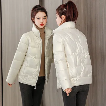 Kış Kadın Ceket 2023 Yeni Moda Parlak Pamuk kapitone ceket Kadın Parkas Gevşek Kısa Kalın Sıcak Casual Bayanlar Dış Giyim